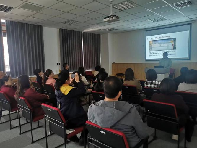 信息技术部开展流通馆员业务培训-西安科技大学图书馆