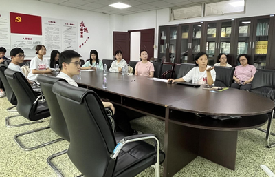 信息化办公室开展第六次教育数字化转型培训会